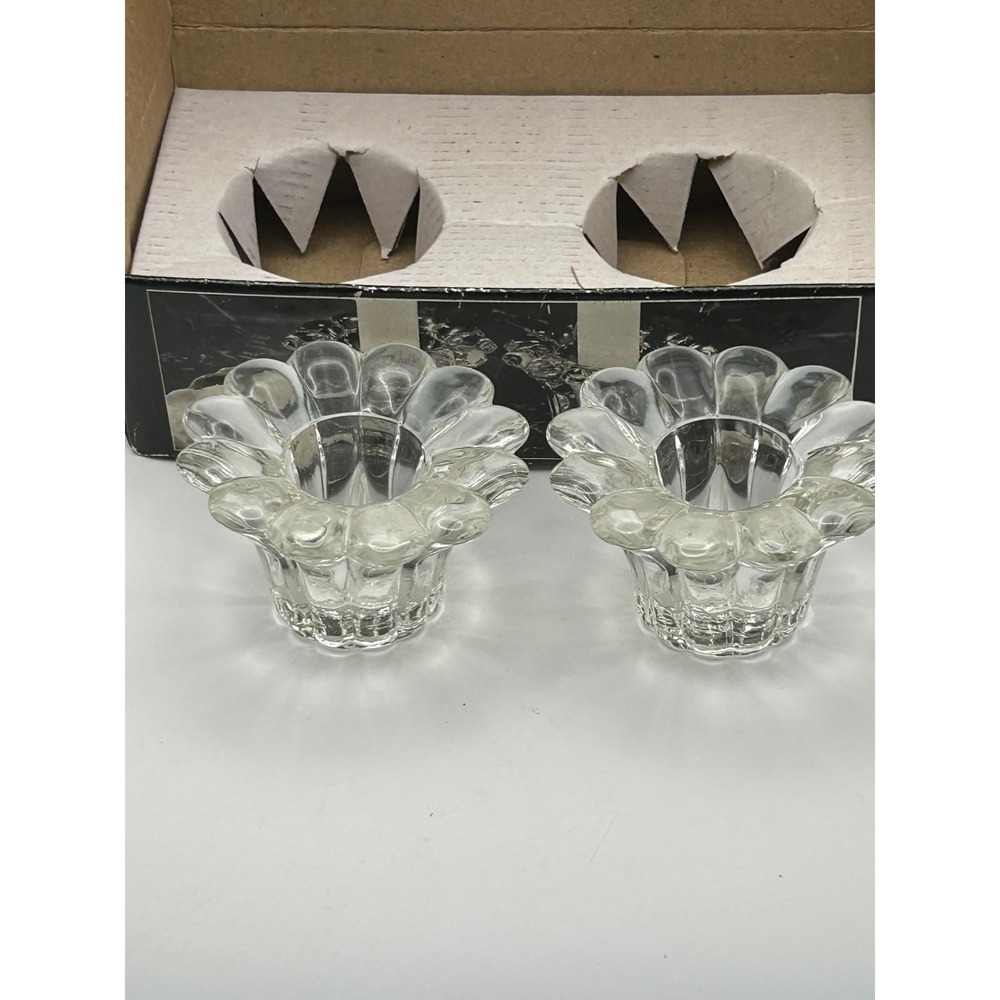 Forever‎ Crystal Clear Glass Floral Scalloped Petal Candle Holder Set of 2